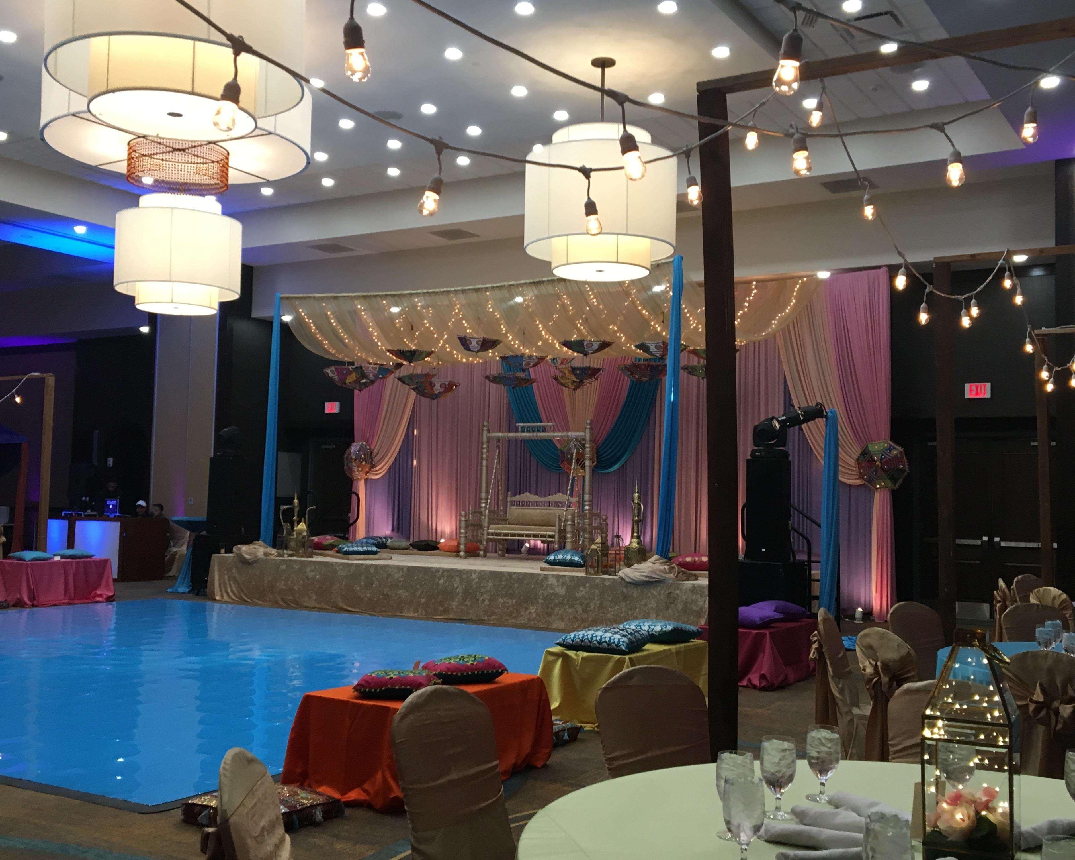 Embassy Suites By Hilton Chicago Нейпървил Екстериор снимка